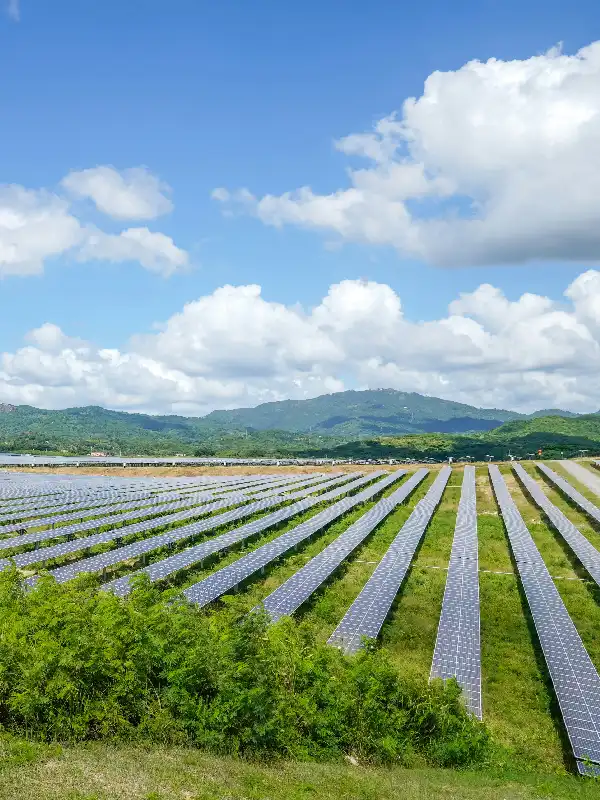 earth-inspired-solar-projects-3.webp